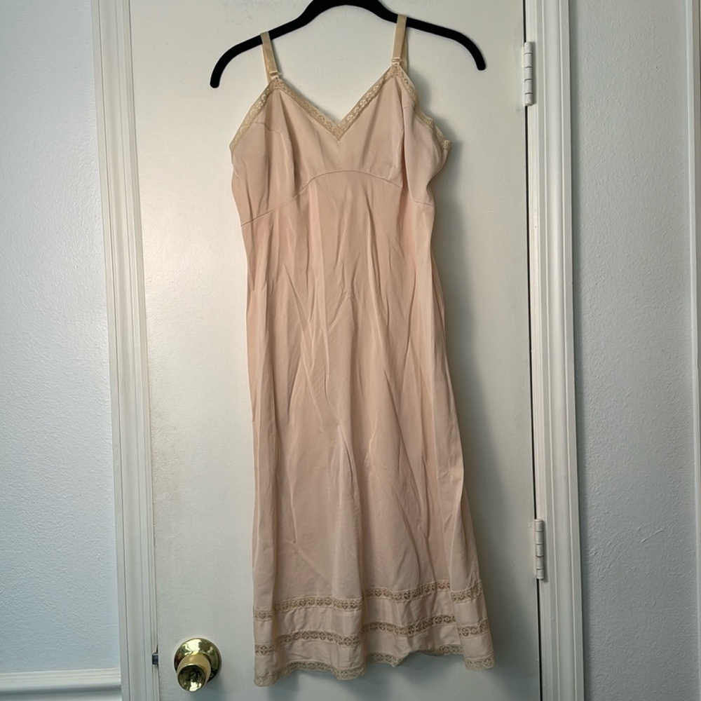 Vintage GayMode Full Length Tan Nylon Dress Slip Lingerie Chemise Size 36/14